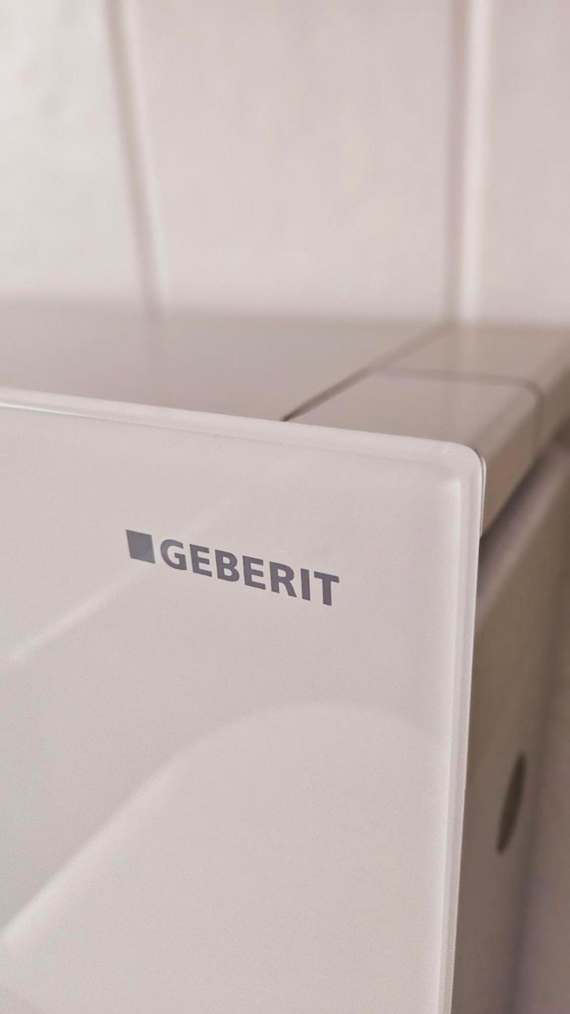 Ferienwohnung Rheinblick in Büsingen -keine Monteure- Busingen Exterior foto